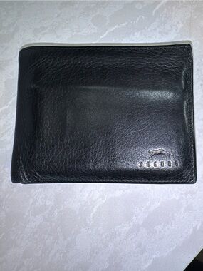 Jaguar men’s Black Leather Bi-Fold Wallet